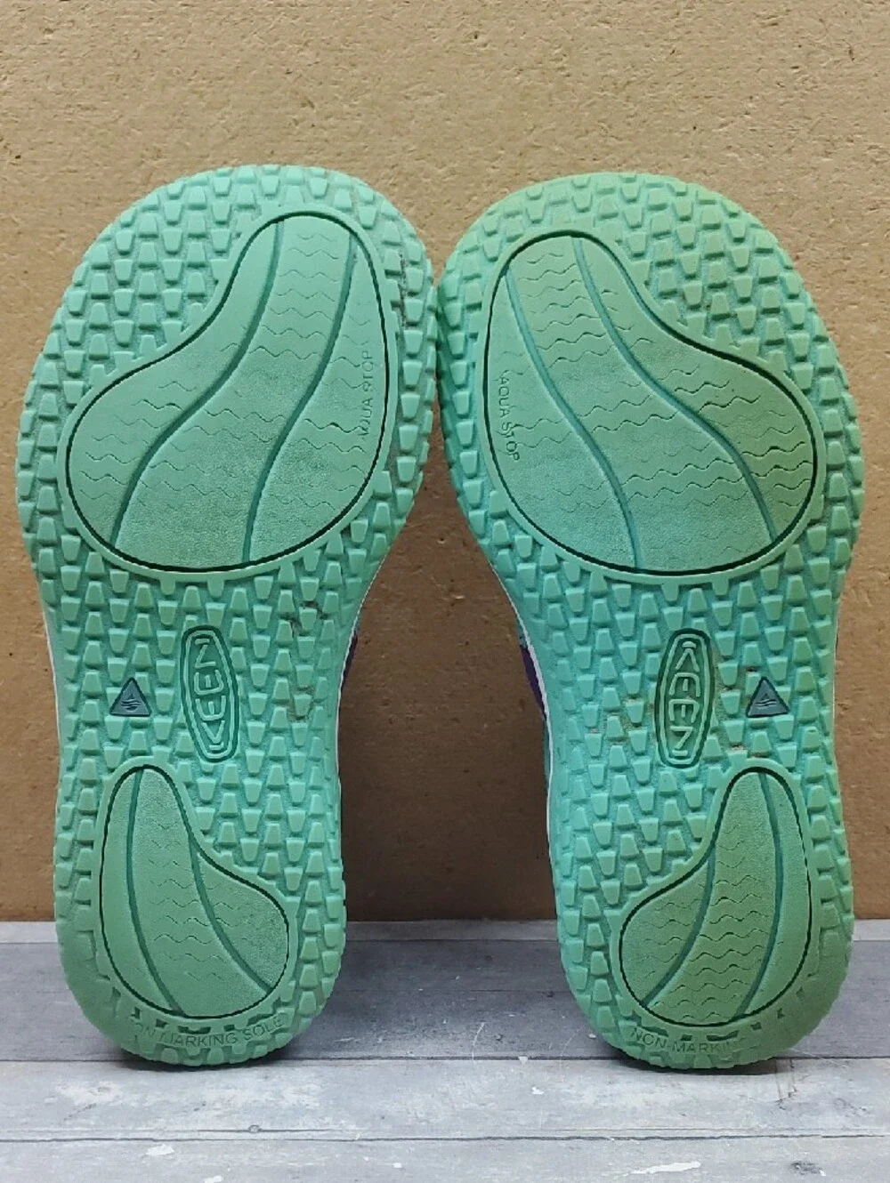 Keen stingray low
